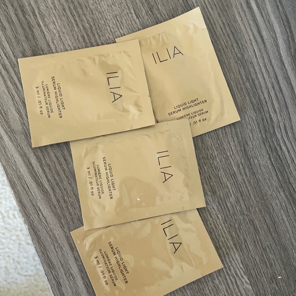 Set 4 ilia highlighter 3ml